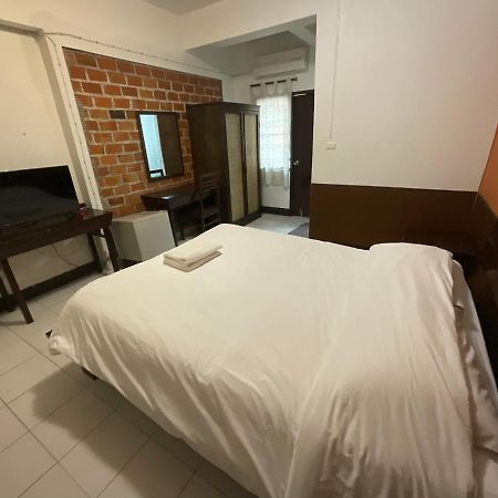 Mali'S Room Chiang Mai Exterior photo
